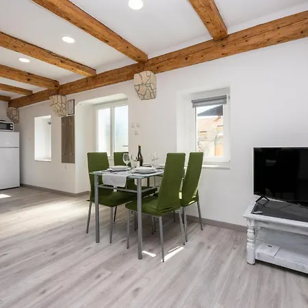 Kuca Za Odmor Tena Holiday home *