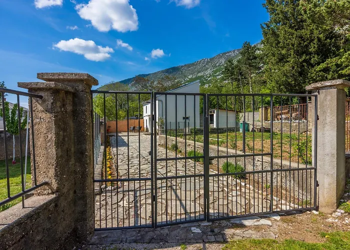 Tatil Evi Kuca Za Odmor Tena